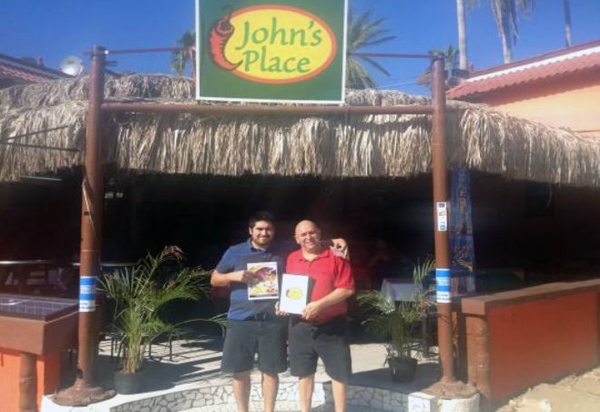 John's Place - Restaurant and Bar — photograph 4